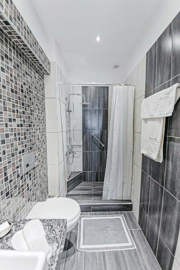 Marinis Boutique Rooms Nea Iraklitsa Eksteriør billede